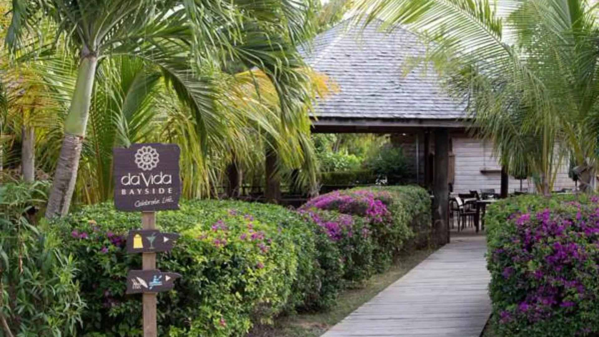 Ceblue Villas The Valley