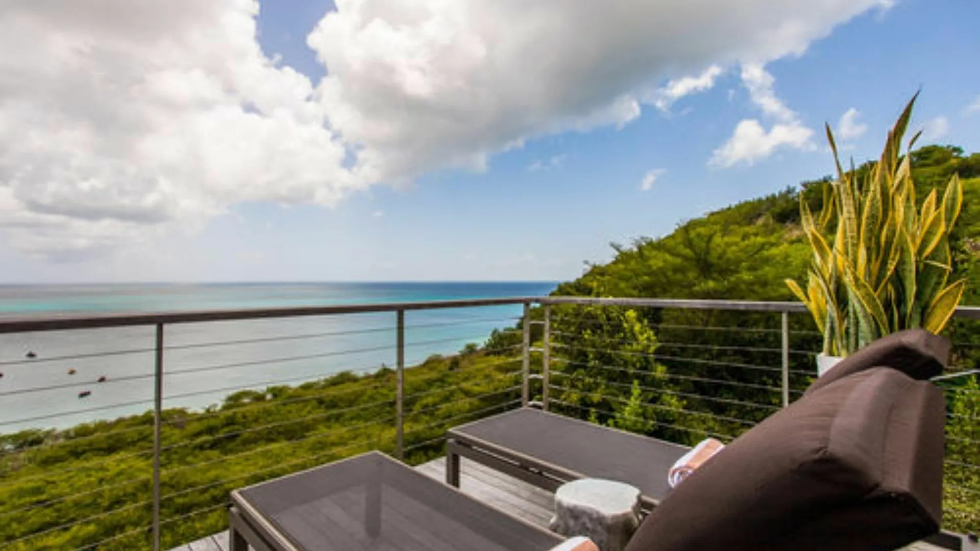 Ceblue Villas The Valley Resort