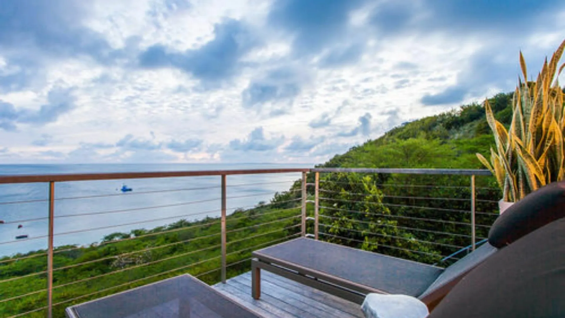 Ceblue Villas The Valley