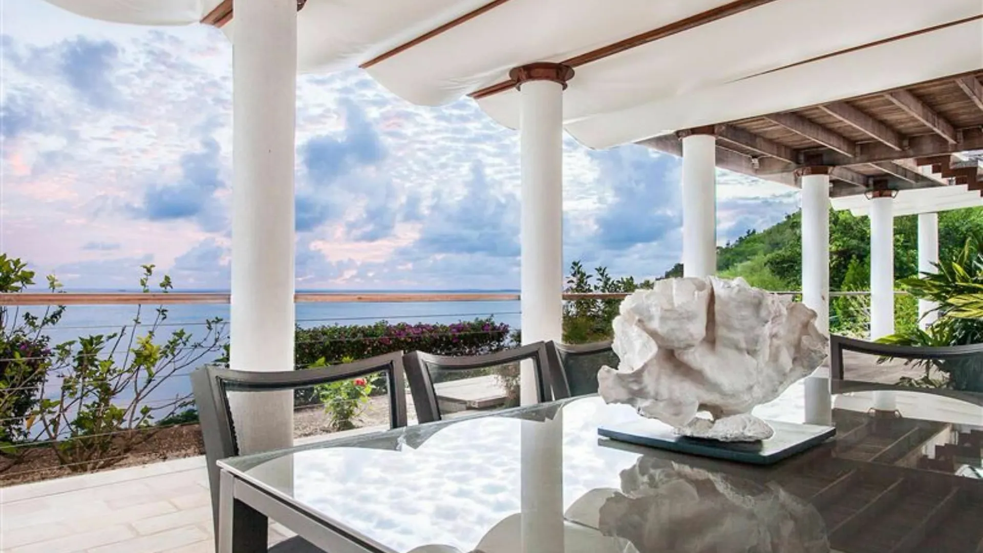 Ceblue Villas The Valley